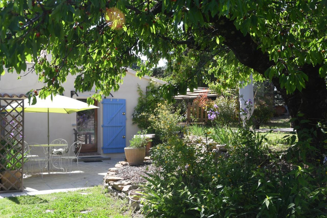 L'Ocabee Vila La Tour-dʼAigues Exterior foto